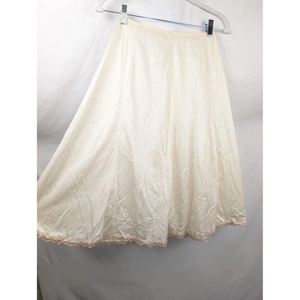 Vintage 80s Lace Trim Half Slip 26" Skirt Size S Cream Ivory Elastic Waist Retro - Picture 3 of 7